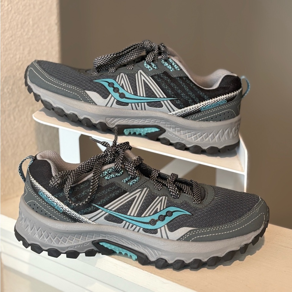 Saucony Women's Excursion TR14 Sneaker Sz 7 Gray Trail Running Shoe (S10584-3) - Picture 1 of 9